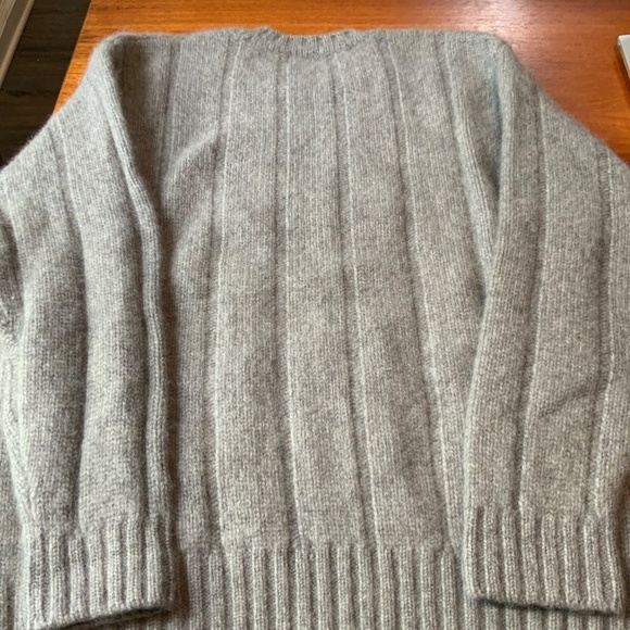 Tashia London Chunk Cashmere Sweater - Picture 4 of 10